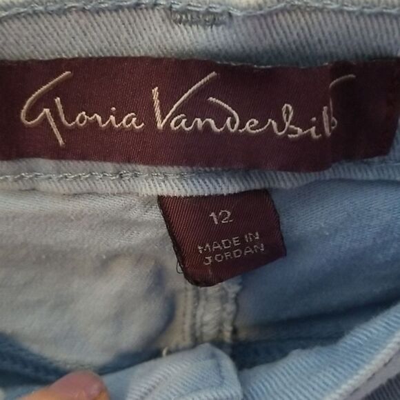 Gloria‎ Vanderbilt Women's light blue straight leg Amanda Jeans  size 12 - Picture 3 of 8